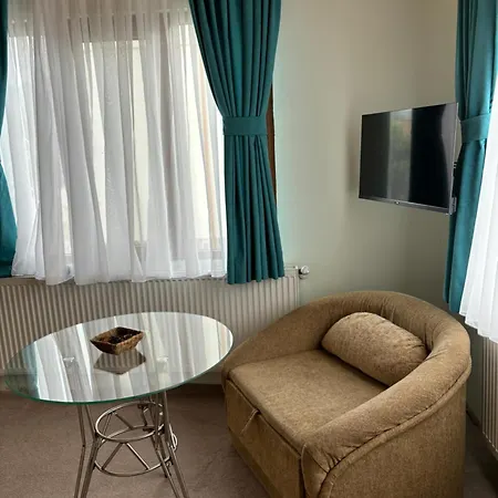 Гостевой дом флора 4*