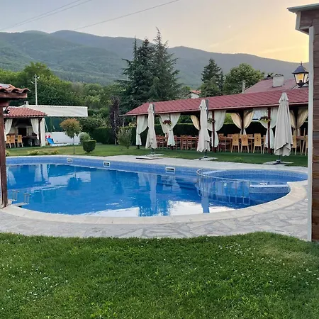 флора Patalenitsa