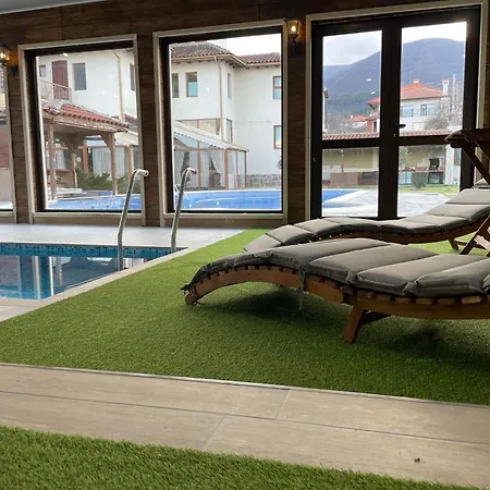 게스트하우스 флора 4*