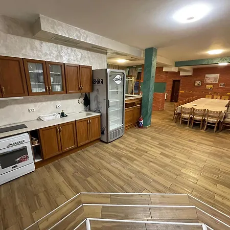 флора 게스트하우스 Patalenitsa