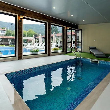 флора Гостевой дом 4*