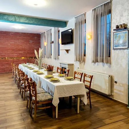 Гостевой дом флора 4*