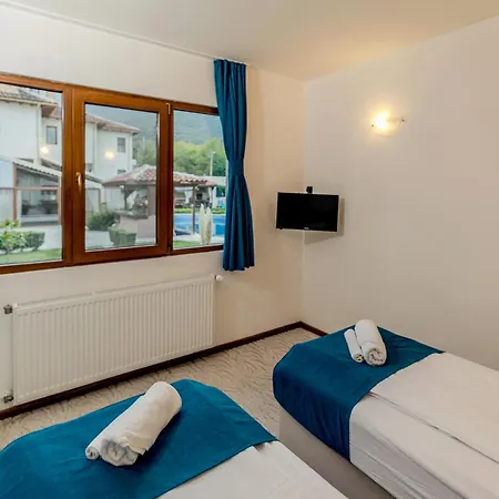 게스트하우스 флора Patalenitsa