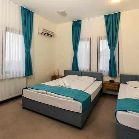 게스트하우스 флора 4*