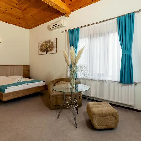 флора Гостевой дом