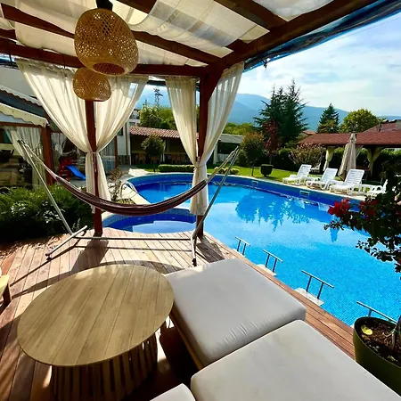 флора Patalenitsa