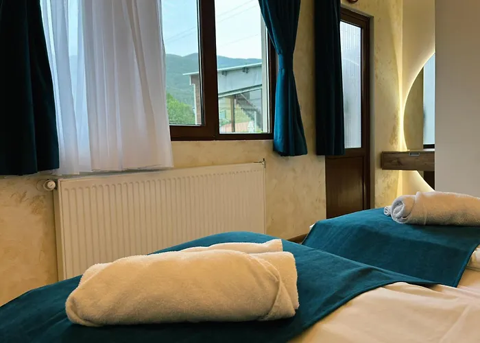 Къща за гости флора 4*