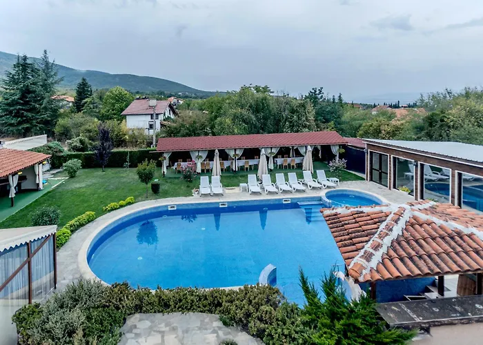 Къща за гости флора