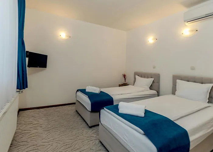 флора Къща за гости Паталеница