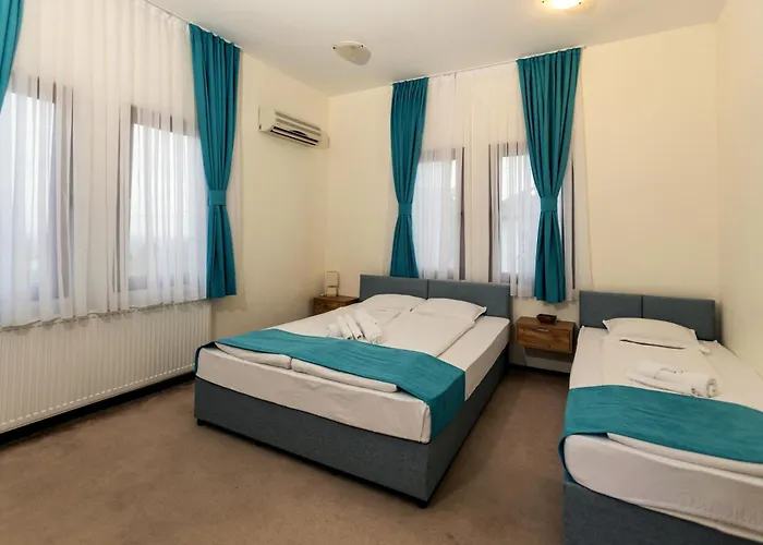 Къща за гости флора 4*